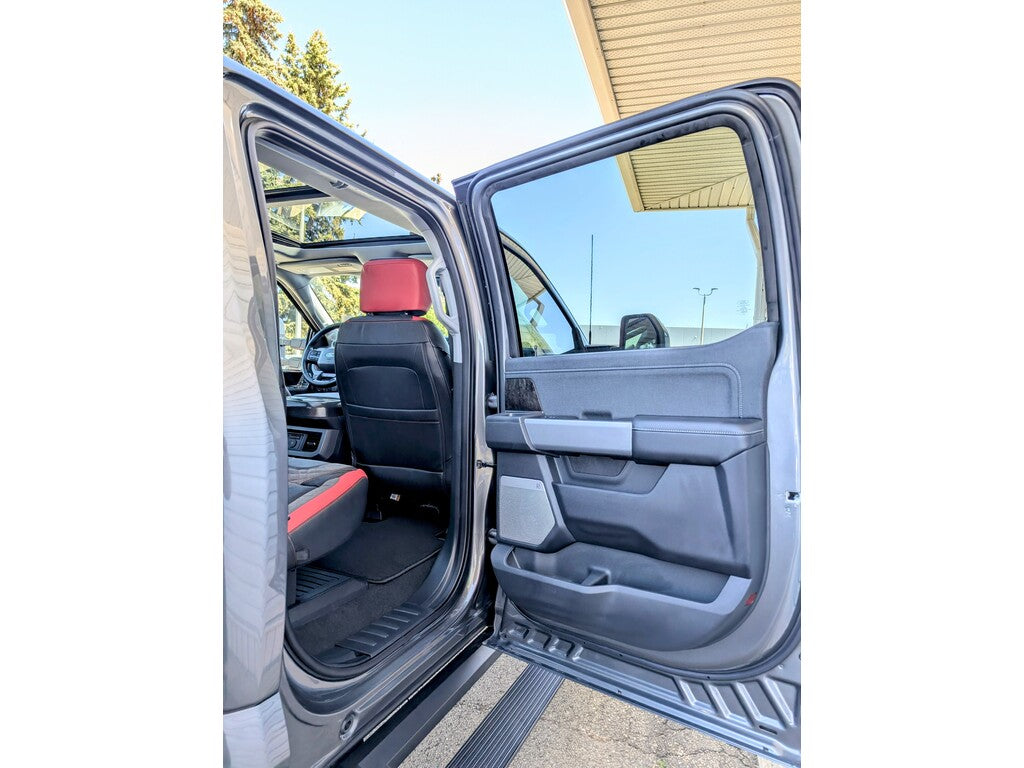 2024 Ford F350 Platinum Auto 4x4 - SHELBY