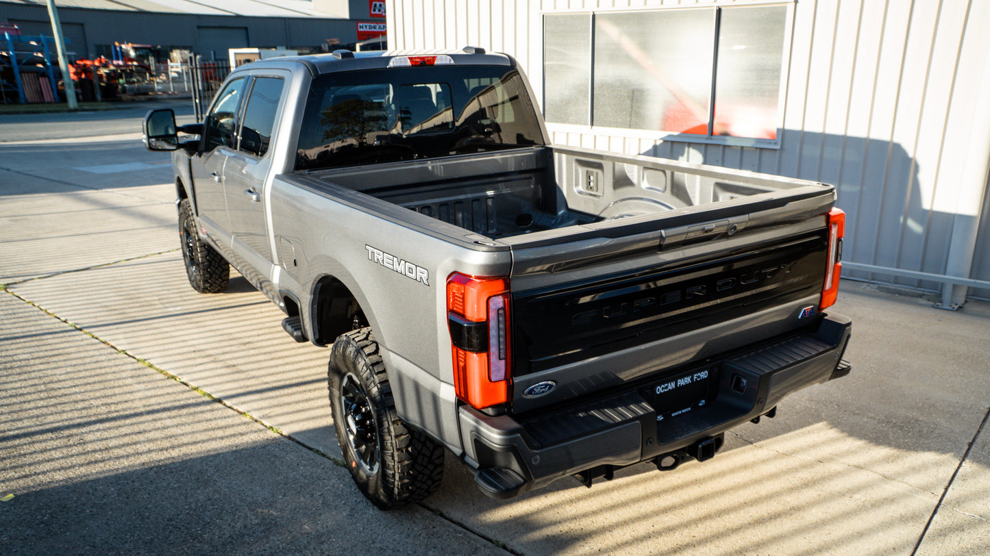 2025 FORD F 350 Platinum - TREMOR Pack