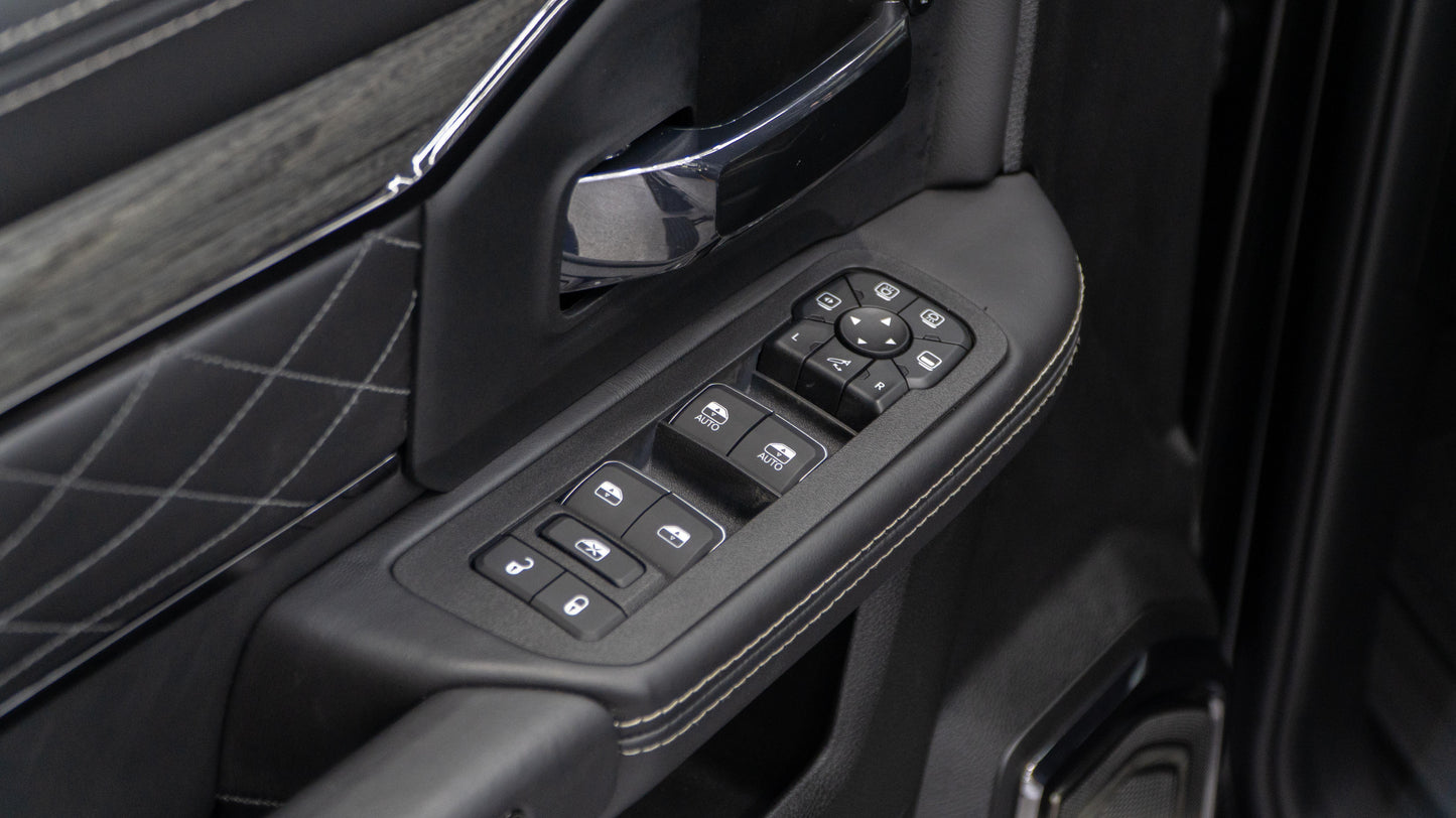 2025 Ram 2500 LIMITED Night Edition - Diamond Black Crystal