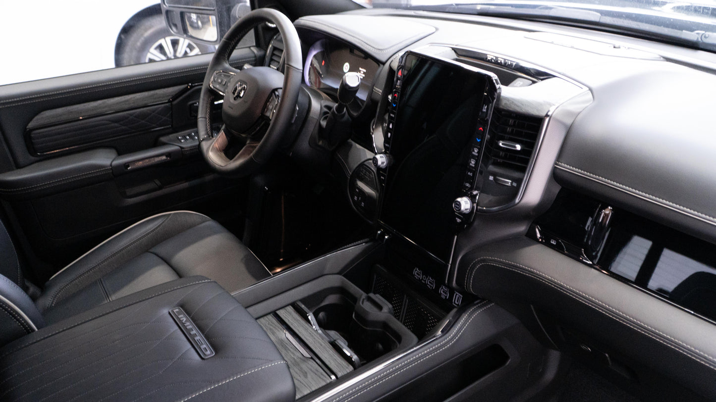 2025 Ram 2500 LIMITED Night Edition - Diamond Black Crystal
