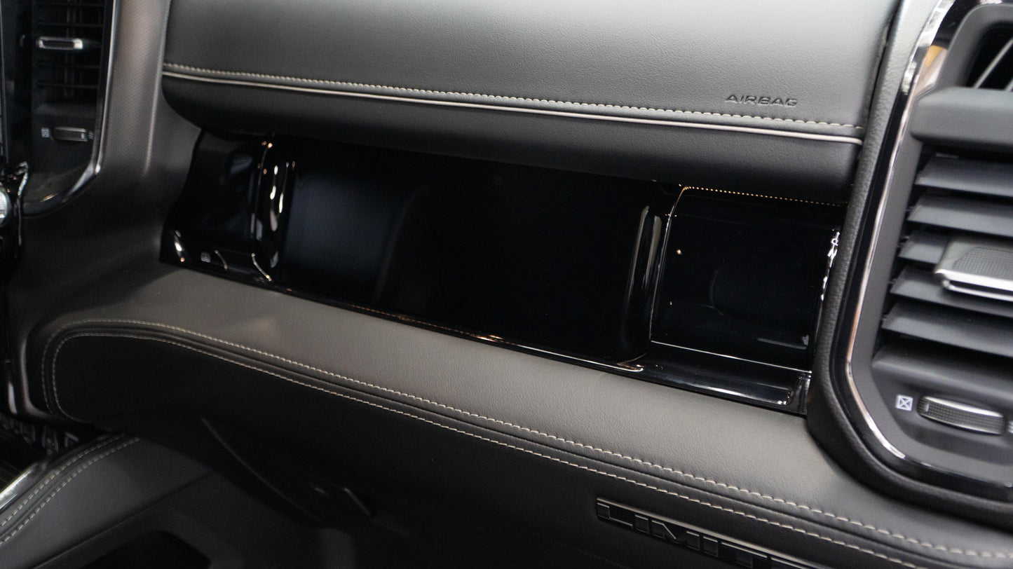 2025 Ram 2500 LIMITED Night Edition - Diamond Black Crystal