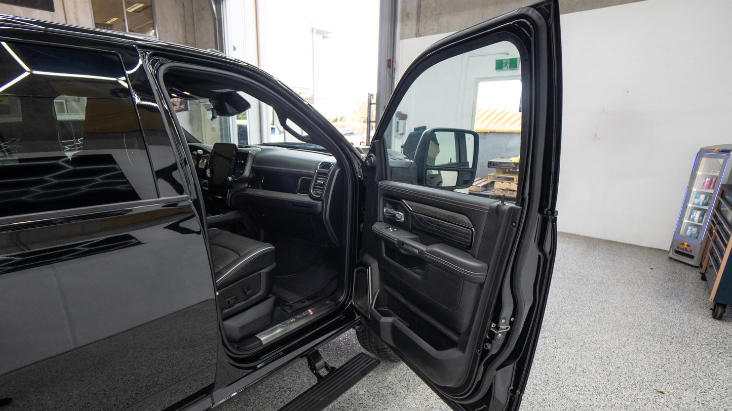 2025 Ram 2500 LIMITED Night Edition - Diamond Black Crystal