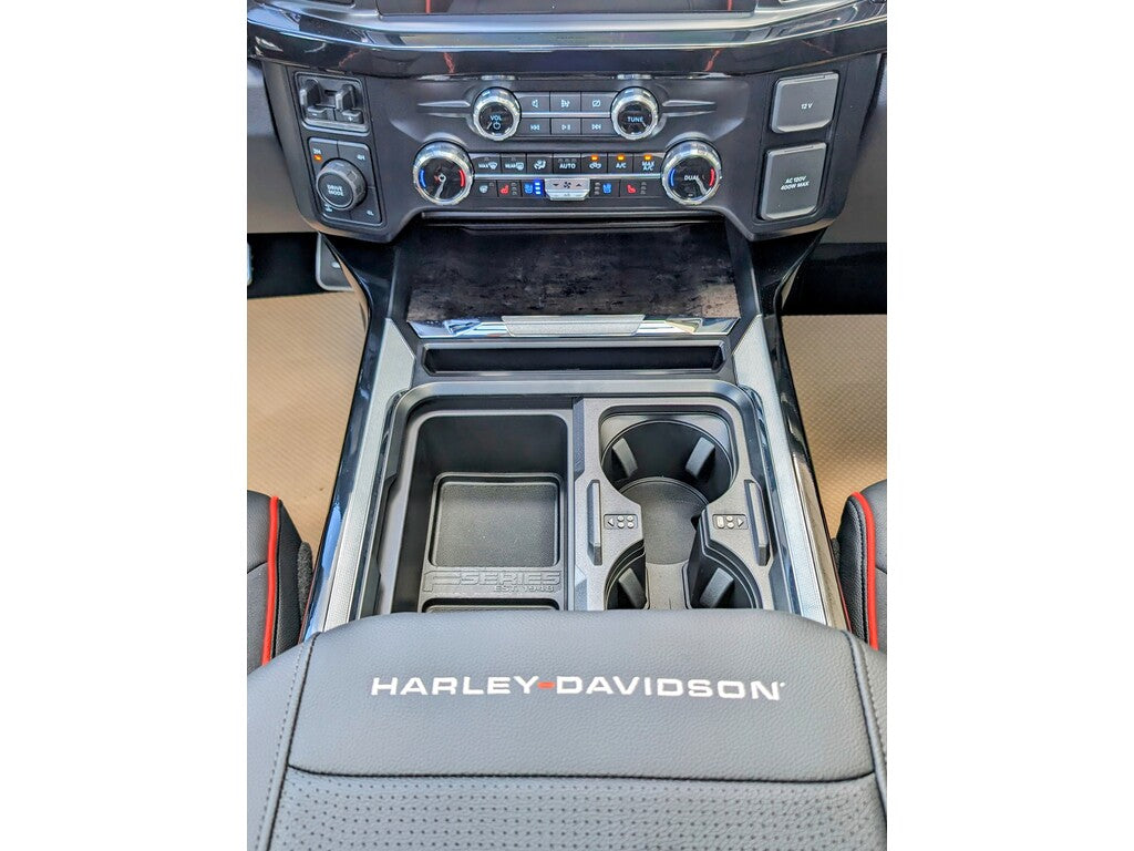 2024 Ford F350 Platinum Auto 4x4 - Harley Davidson Edition