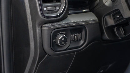 2025 Ram 2500 LIMITED Night Edition - Diamond Black Crystal